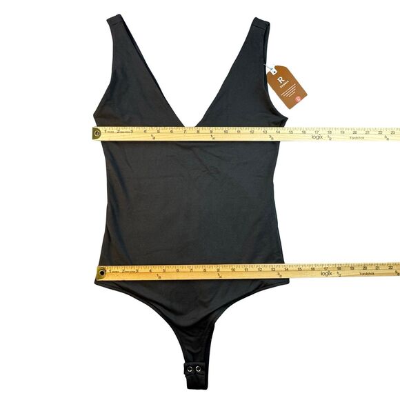 REORIA Sexy Plunge Bodysuit M Black Deep V Neck Sleeveless Backless Top Thong - Picture 6 of 10